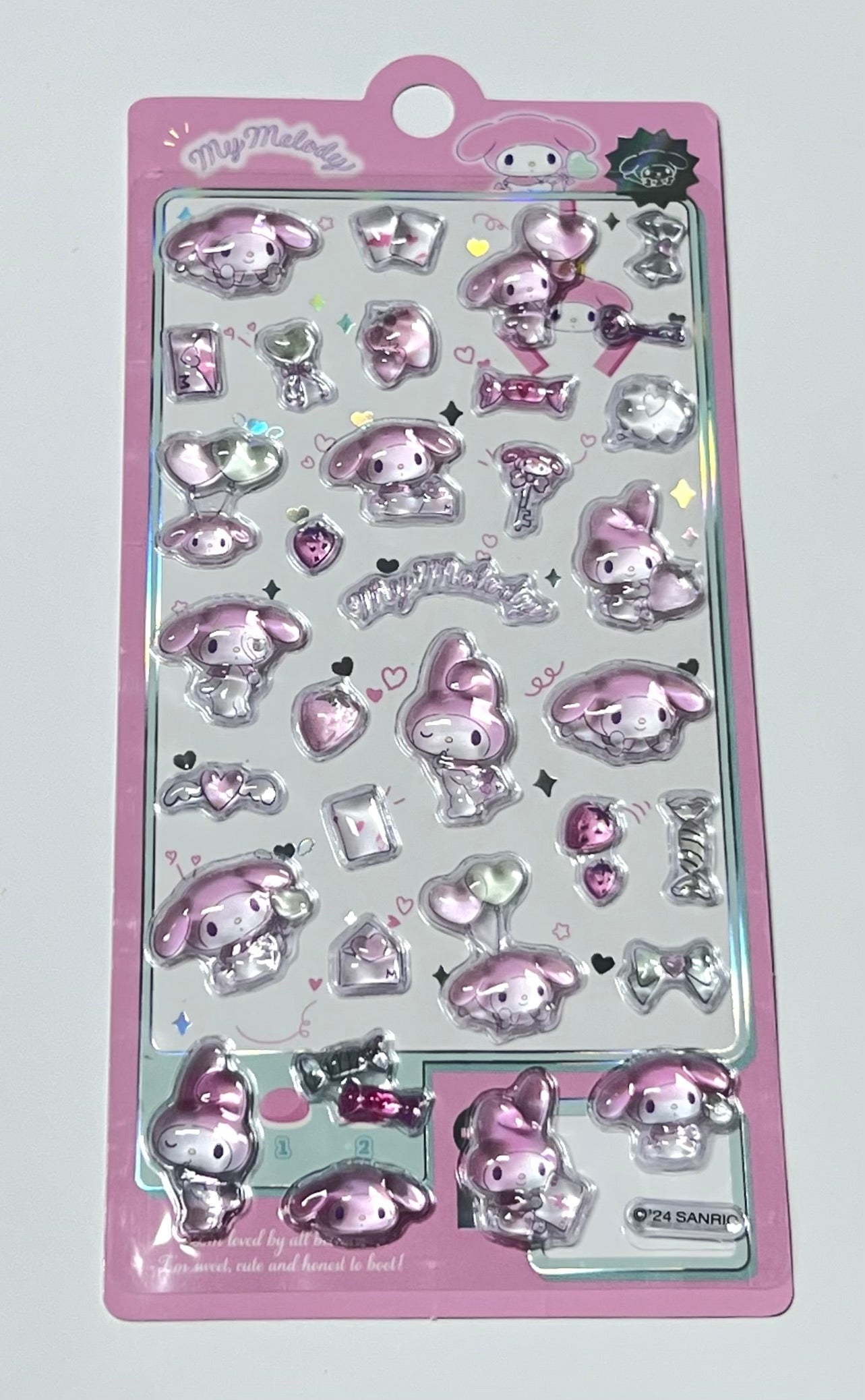 簡単DIYのスマホケース用3Dエンボスステッカー - ケースにポップ感と質感を加える