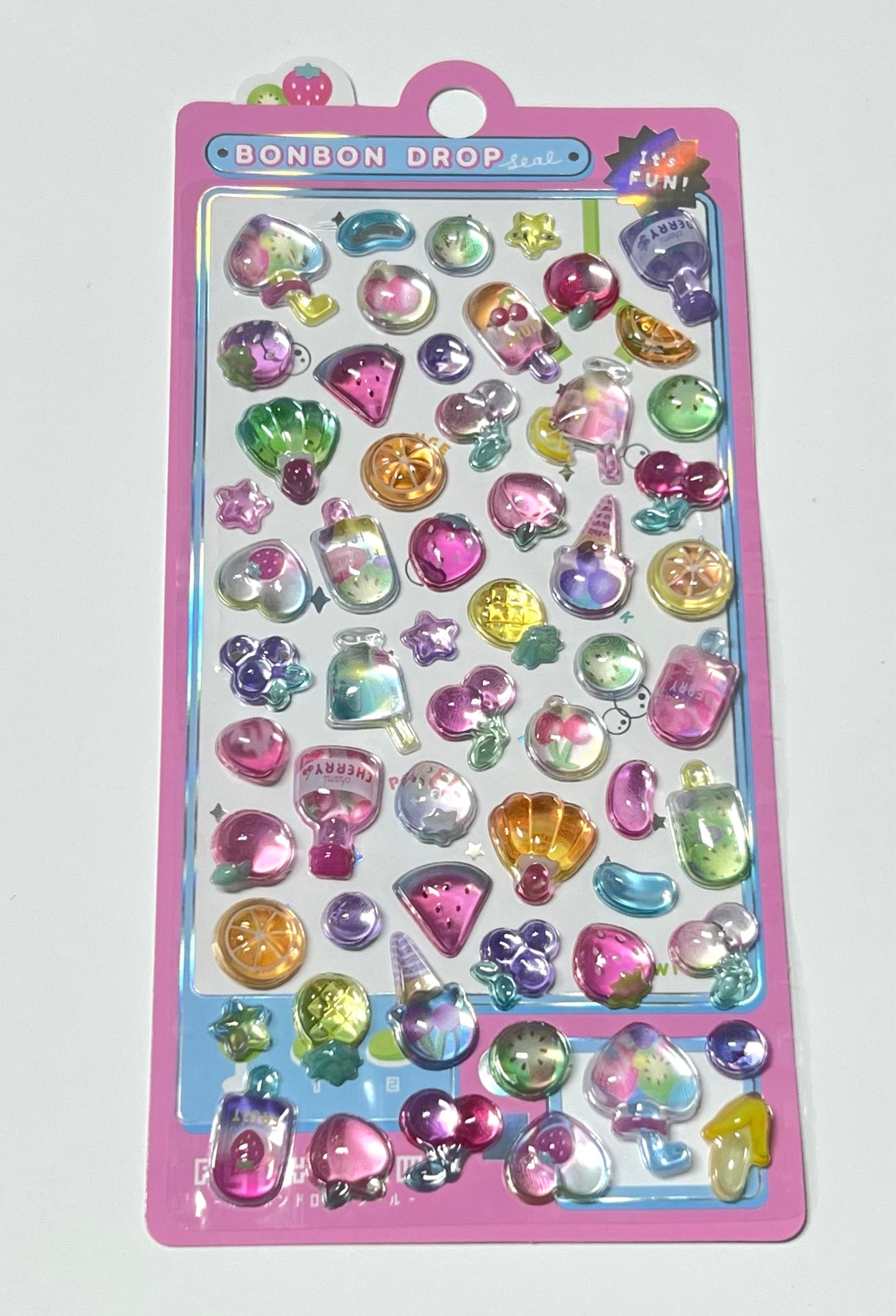 簡単DIYのスマホケース用3Dエンボスステッカー - ケースにポップ感と質感を加える